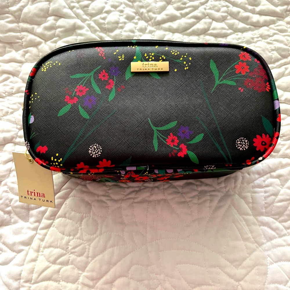 NWT Trina Turk Floral Double Zip Brush Case